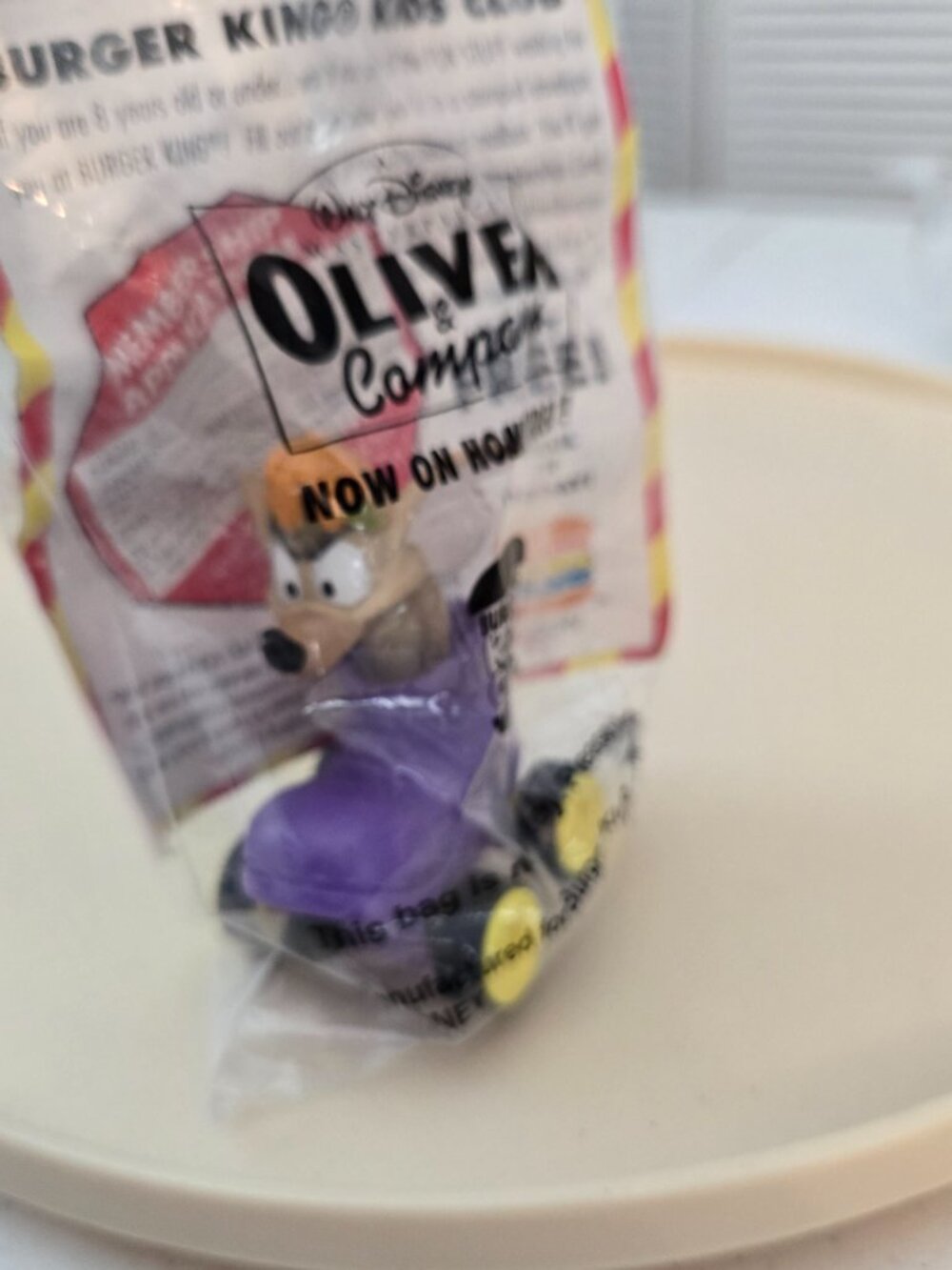 1996 Burger King Disney Oliver & Company Tito Roller Skate Kids Meal Toy ~ New